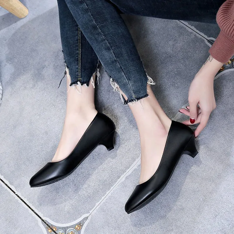 Black low heels PU leather works shoes woman professional women\'s shoes round head wedge pumps shoes women large size  WSH3181