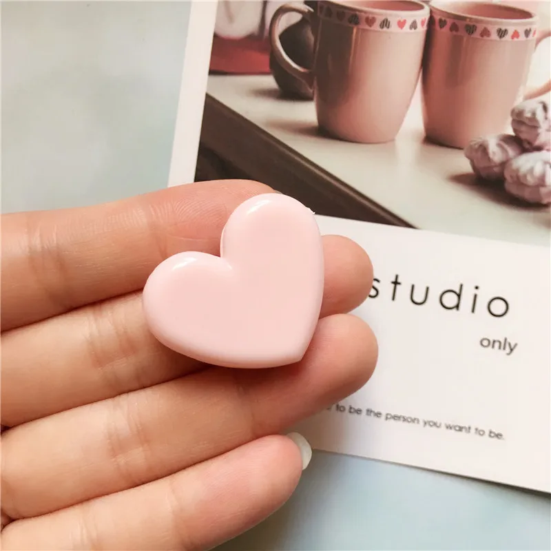 Mini Love Heart Clips Pink Plastic Office Supplies Pink Clips Refrigerator magnet Stickers Paper Photo Peg Home Decor Accessorie