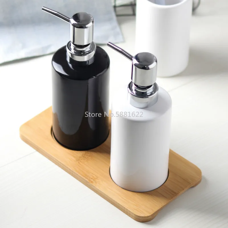 Simple Black White Soap Dispenser Lotion Tank Home Hotel Ceramic Press Shower Gel Hand Soap Bottle Soap Dispenser Set