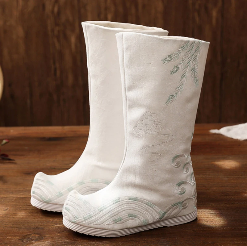 Chinese Hanfu Embroidered Boots Shoes Men&Women Cosplay White Black Heighten Hanfu Soap Boots Shoes For Men Women Plus Size