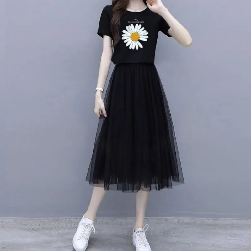 UHYTGF Cute Girl Summer Two Piece Set Women's Small Daisies Short Sleeve T-Shirt +Mesh Skirt Student Skirt Set Female Dress 1145