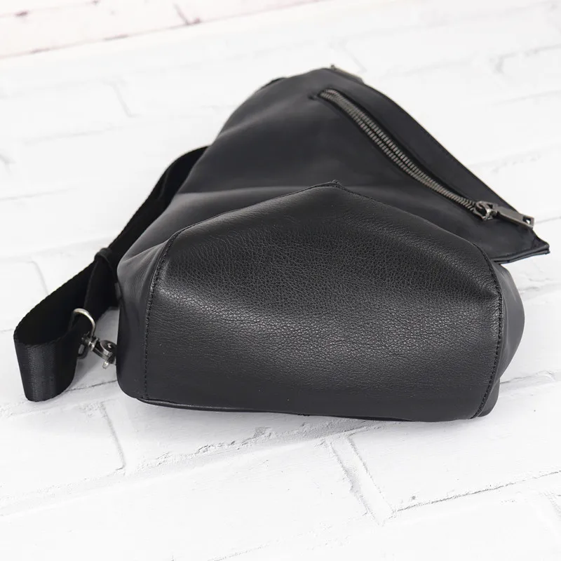 Natural Genuine Leather Crossbody Bags Male Anti-theft Shoulder Messenger Bags Fashion Daily Large Men Bag Short Trip Chest Pack