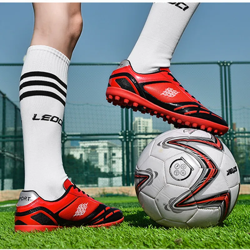 Men Women Football Soccer Boots Athletic Shoes New Leather Big Size High Top Cleats Training Sneakers Children Comfortable