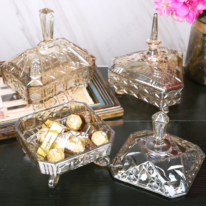 

Creativity Triangle Crystal Candy Jar Glass Nordic Modern Large Transparent Amber Candy Snacks Storage Jars with Lid Home Decor
