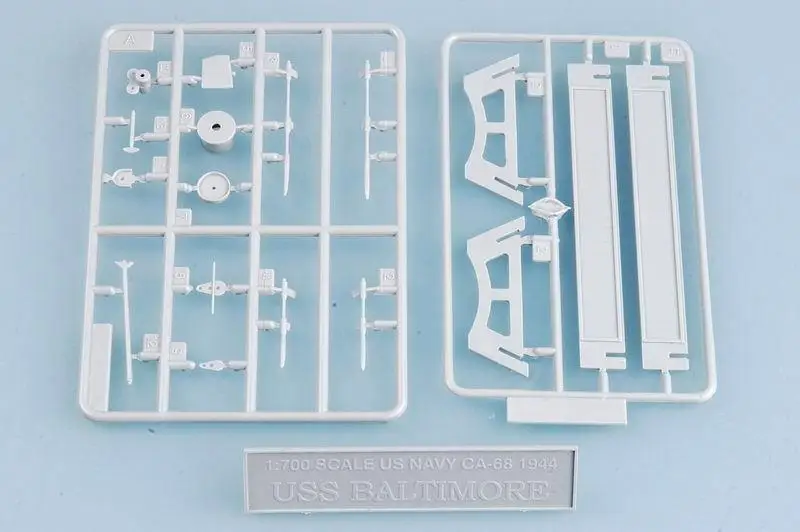 Trumpeter 05725 1/700 USS Baltinore CA-68 1944 Assembly Model kits