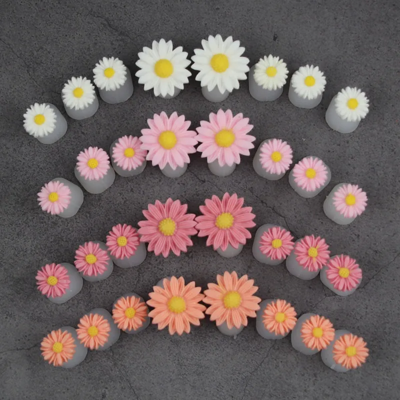 Candy Color 8pcs Daisy Silicone Toe Separator Foot Finger Divider Form Manicure Pedicure Care Nail Art Tool Holder Accessory