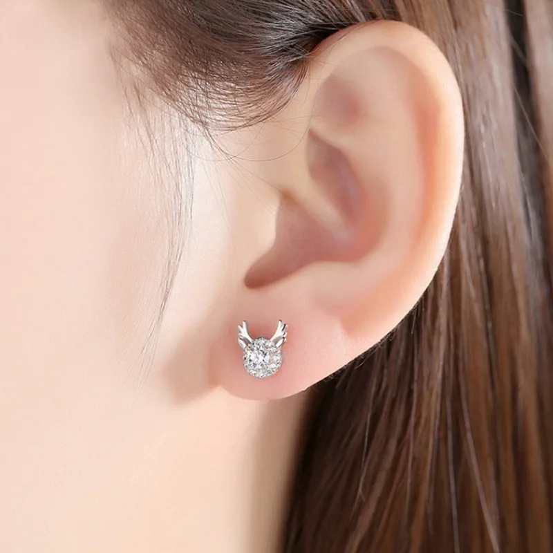 New Christmas Deer Stud Earrings for Women Cute Animal Elk Rhinestone Earring Merry Christmas New Year Wedding Jewelry Gifts