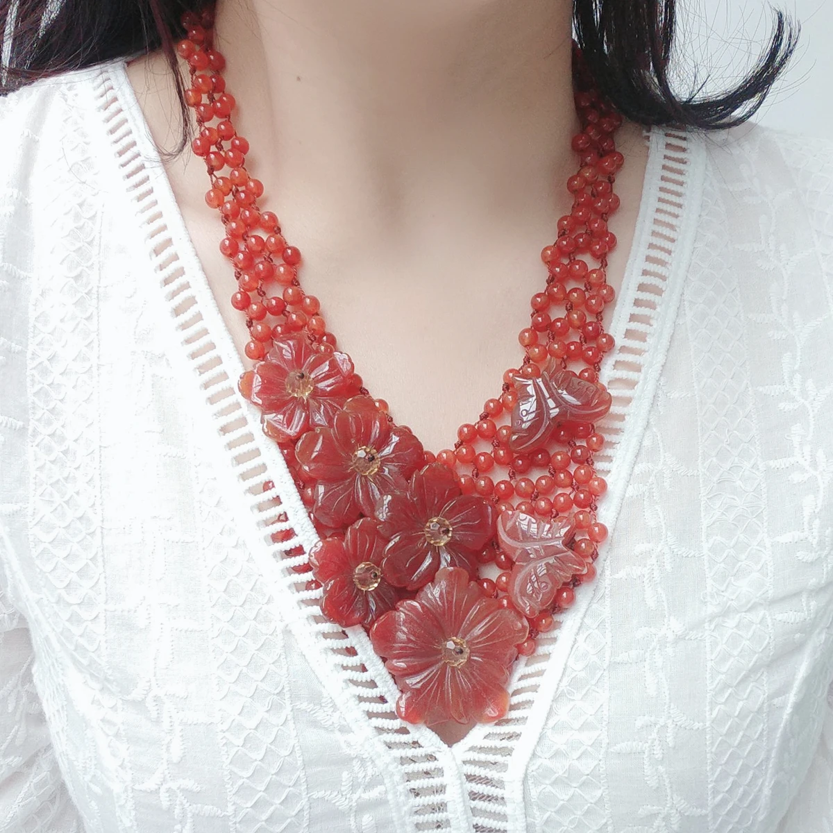 

Lii Ji Real Stone Brown Orange Color Statement Necklace Agate Carnelian Flowers Big Necklace 52cm Women Jewelry New Year Gift