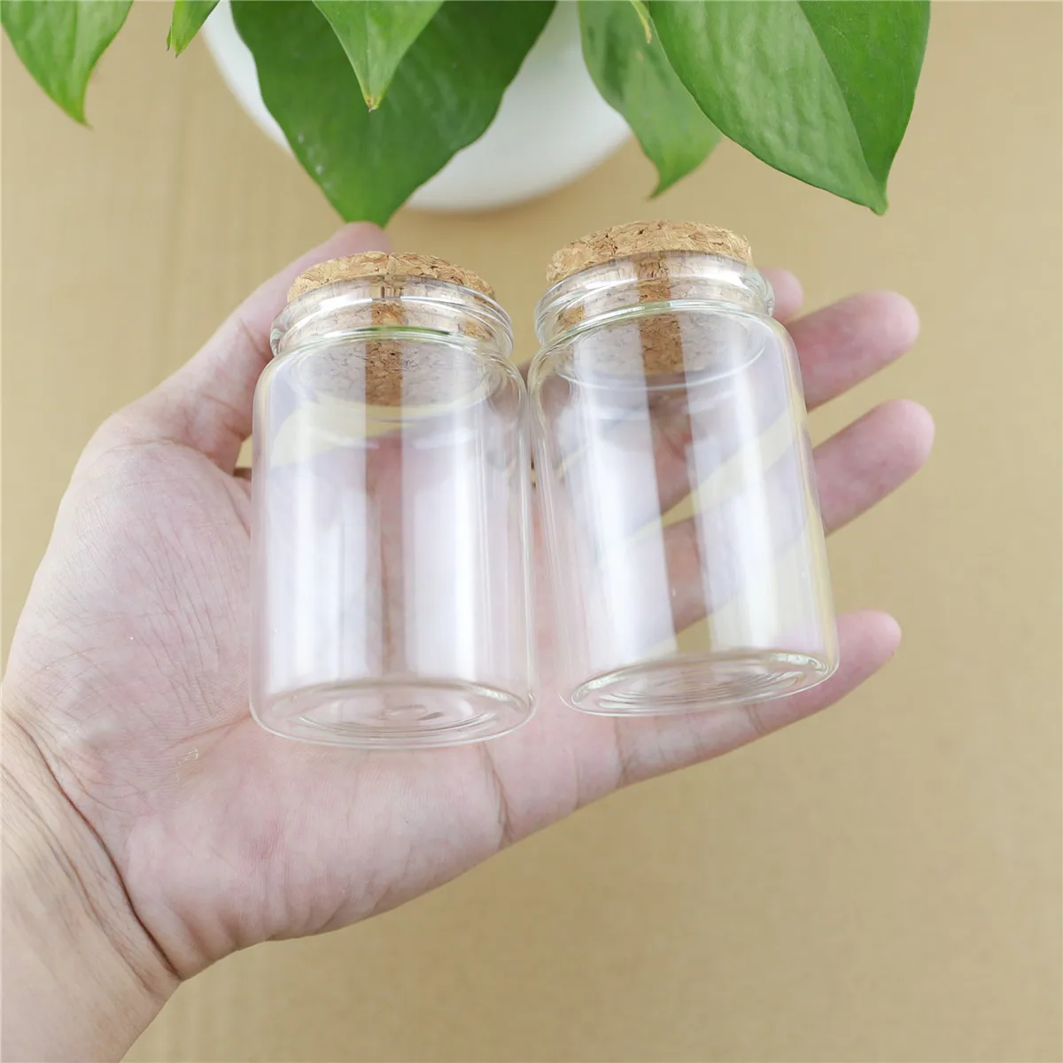 

12pcs/lot 47*70mm 80ml Cork Stopper Glass Bottles Spicy Storage Jar Bottle Containers Glass spice Jars Vials DIY Craft