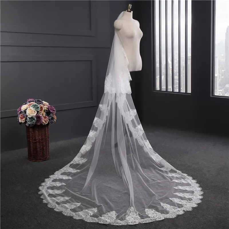 Exquisite Lace Edge White Ivory 3m*1.5m Long Cathedral Wedding Veil Appliques Tulle Bridal Veil With Comb Wedding Accessories