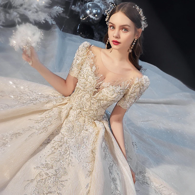 

Luxury Ivory Wedding Dresses Scoop Collar Short Sleeve Bling Crystal Beading Cathedral Train Elegant Princess Bride Dresses New