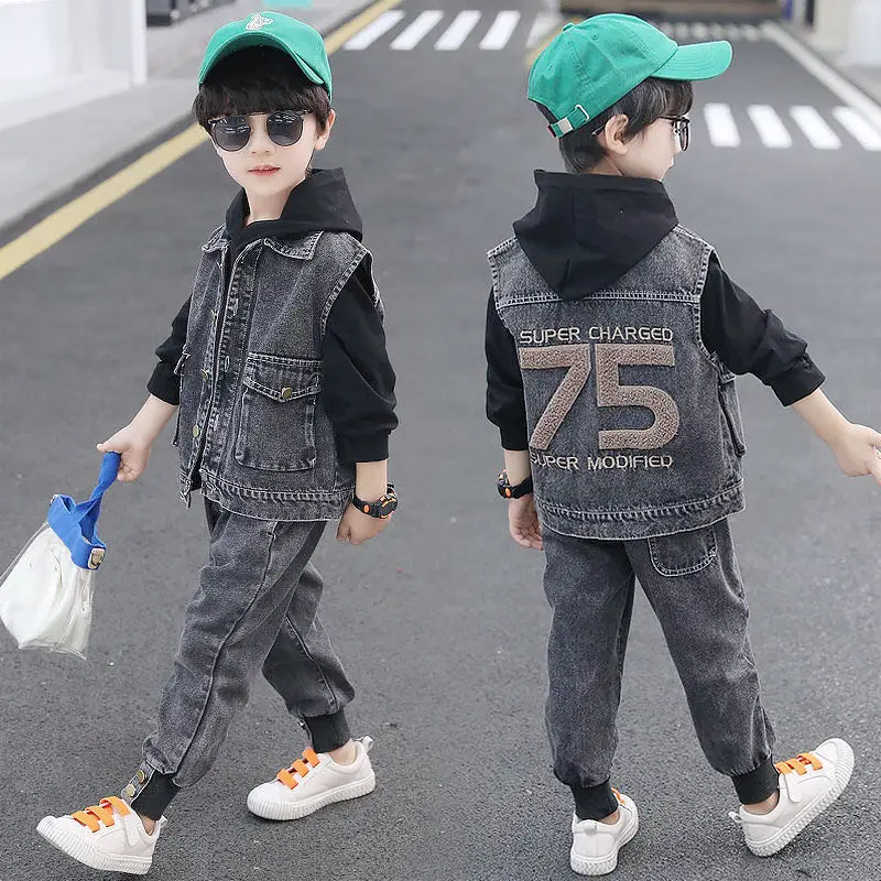 Children\'s clothing boy suit 2024 new children\'s autumn and winter clothing 2-piece set boy fashion denim suit vest + pants