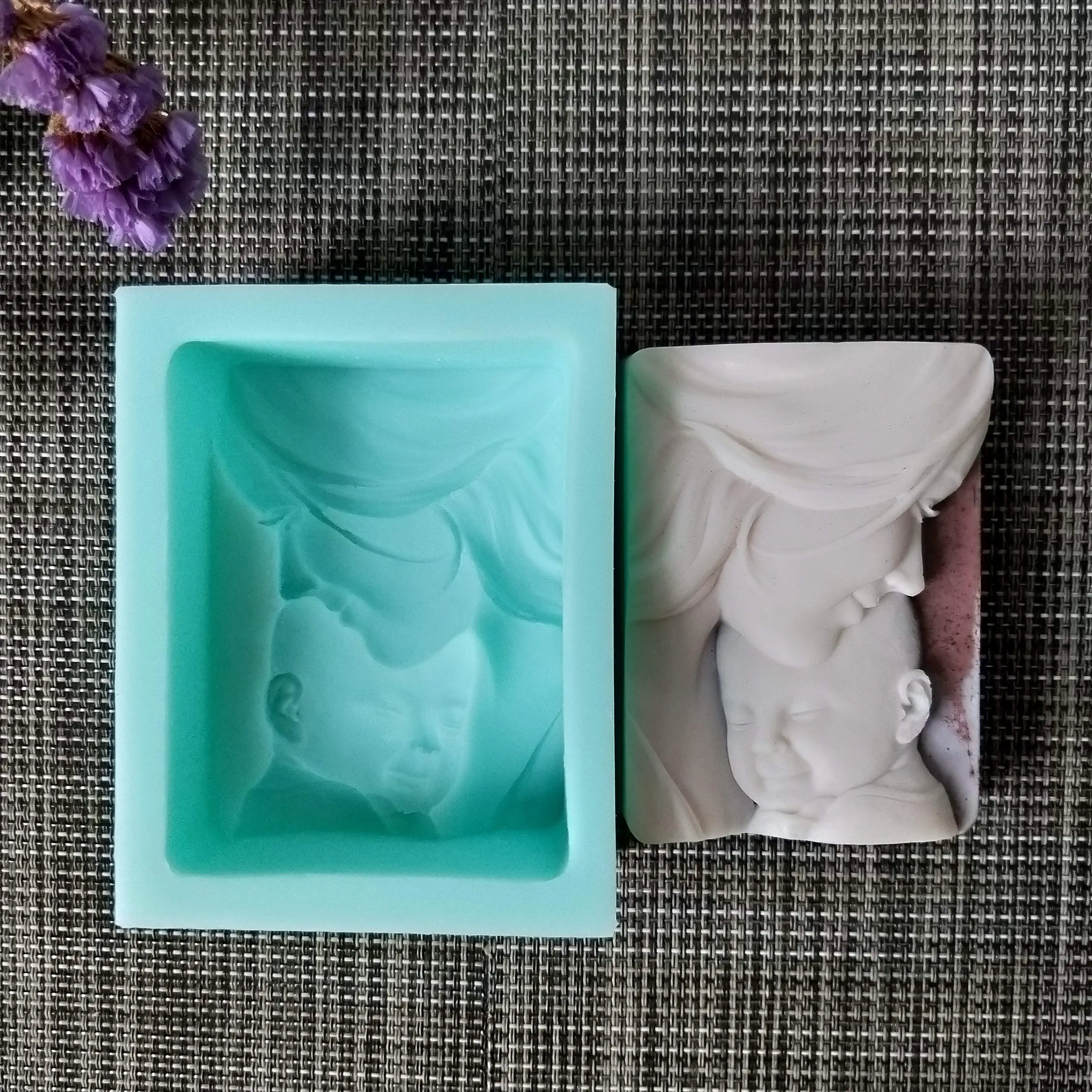 3D Baby Mother Shape Silicone Mold Cake Candle Soap Plaster Resin Mould DIY Aromatherarpy Household Decoration Craft Tools