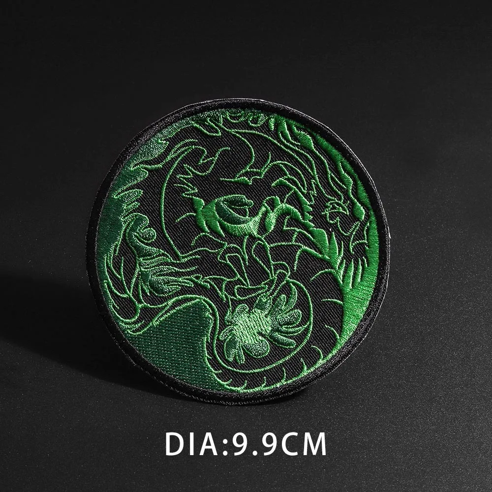 Black round tide brand LOGO embroidery badge patch cloth stickers DIY clothing hat ironing accessories elbow decals for children