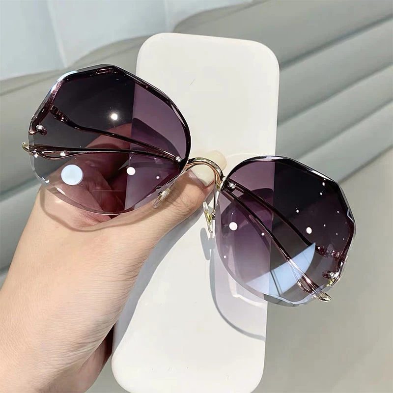 Fashion Gradient Sunglasses Women Brand Design Vintage Pilot  Retro Shades Cutting Lens Gradient Sun Glasses Female UV400