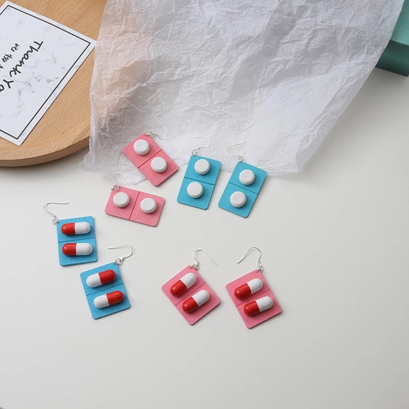Funny Lovely Wooden Capsule Drop Earrings Cute Pills Medicine Big Dangle Earrings For Women Creative Fashion Jewelry Gift