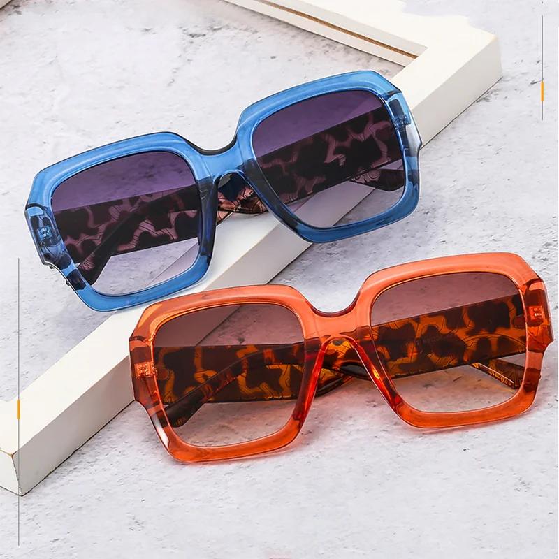 

2021 Sunglasses Women Vintage Oversized Square For Men Brand Designer Glasses Outdoor Oculos UV400 Leopard Carved E200