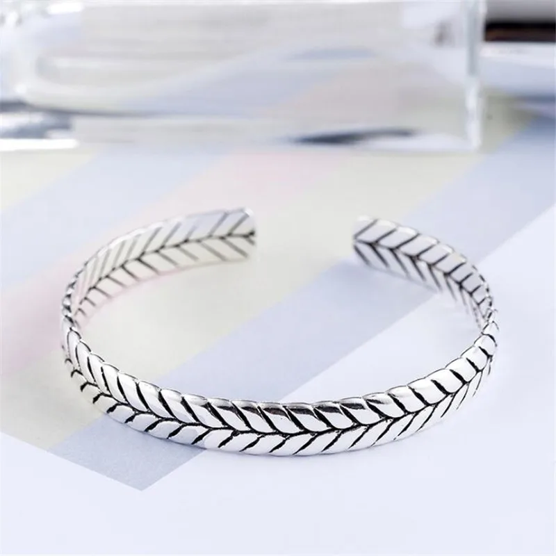 Image of Neue Schlangen korn kreative geflochtene Armbänder Sterling Silber Schmuck Persönlichkeit Blatt exquisite beliebte Armreifen sl078