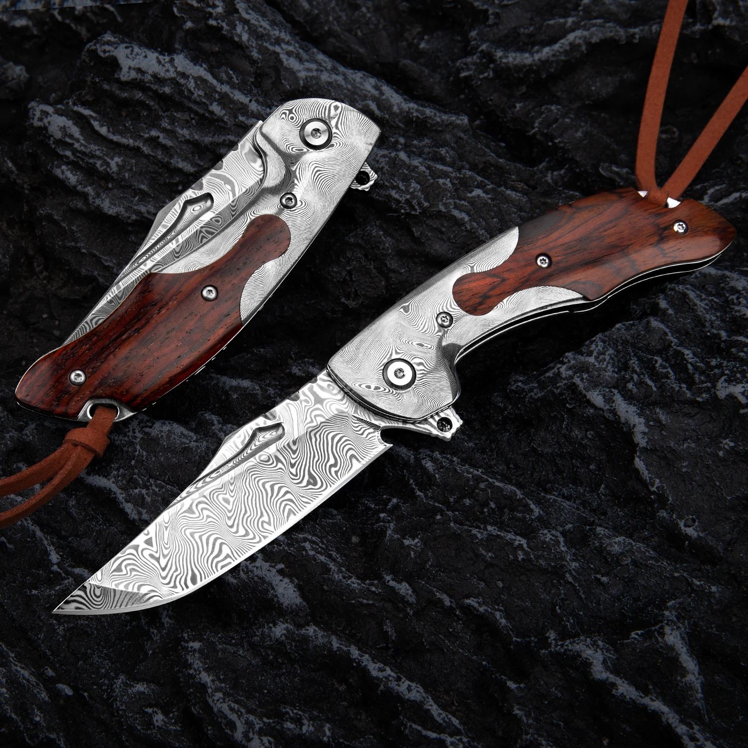 Coltello da tasca pieghevole damasco VG10 in stile giapponese con fodero in pelle strumenti da campeggio EDC per attività all'aperto regalo di autodifesa