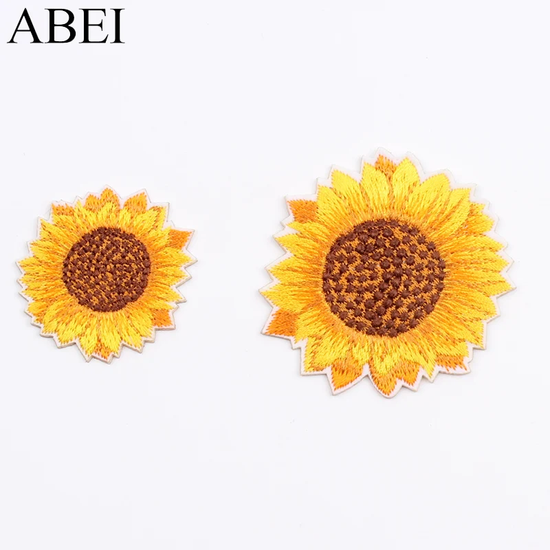 10pcs Auto-Adesivo Girasole Adesivi Per Scrapbooking FAI DA TE Carte Fatte A Mano Decorazione Del Fiore Del Ricamo Toppe E Stemmi Cucire Su Appliques