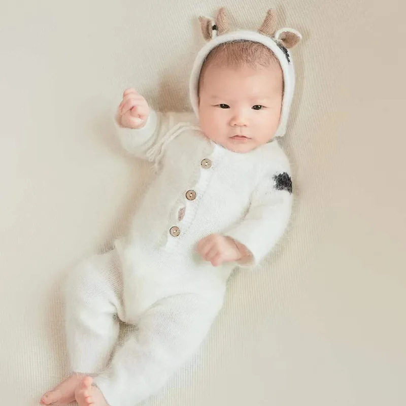 Newborn Photography Props Rope Wooden Swing Baby Photo Shooting Toy Outfit Clothes Boy Mohair Knitted Bodysuit Hat Cow Doll Set