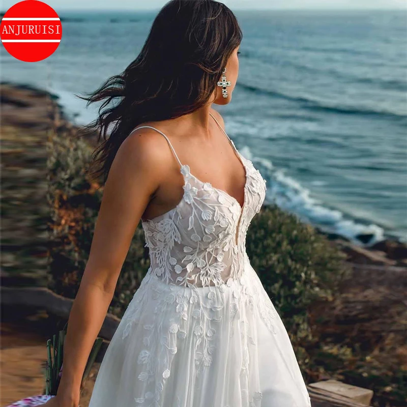 

Beach Wedding Dress 2022 White Chiffon A-Line Spaghetti Straps Lace Appliques Backless Sweep Train Bride Gown Vestidos De Noiva