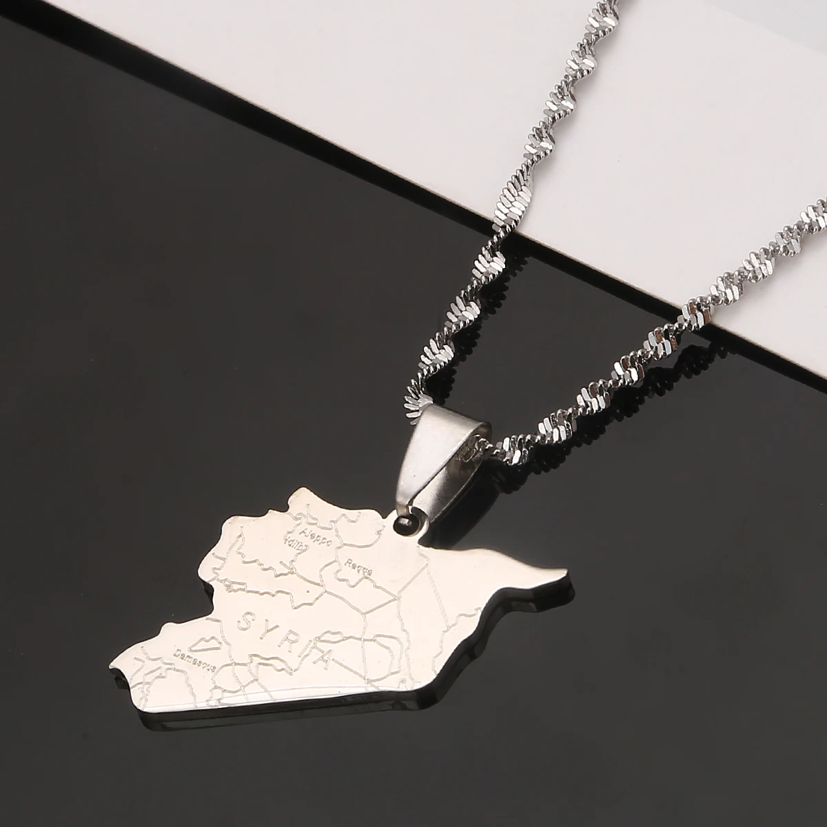 Stainless Steel Silver Color Syria Map Charms Pendant Necklace Fashion Syrians Map Chain Jewelry