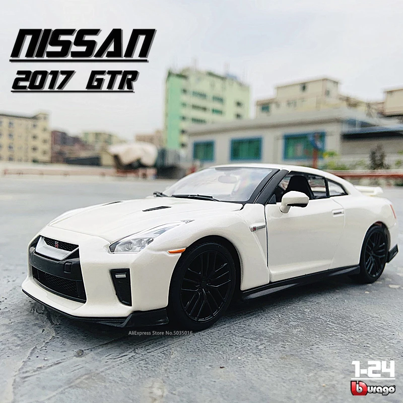 Bburago 1:24 2017 Nissan Ares GTR araba Model çekme Die-cast araçlar oyun oyuncaklar çocuk Favor hediyeler