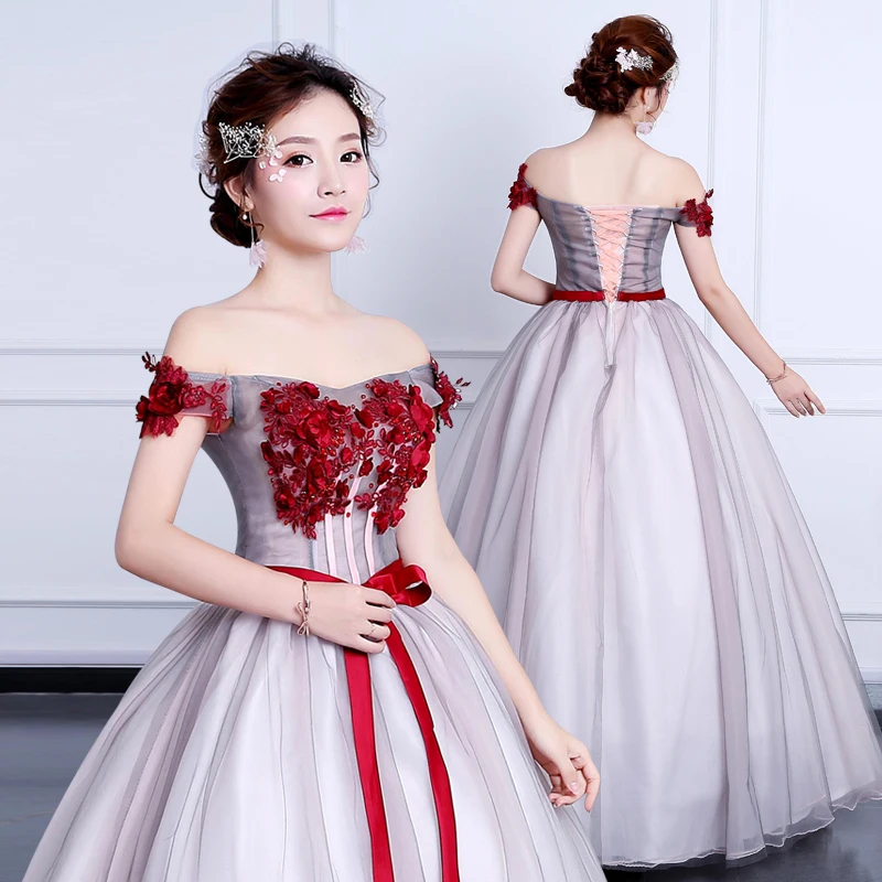 ฤดูร้อนที่ไม่มีสายหนัง Quinceanera เดรสสีแดง Appliques Vestidos หวาน16ปี Sashes พรรคพรหม Vintage ความยาว Ball Gown