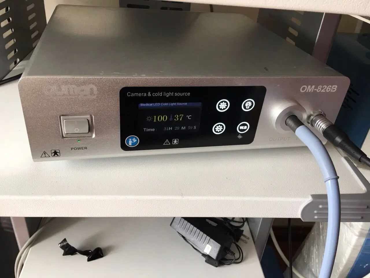 Caméra endoscopique et source de lumière froide LED, instrument chirurgical orl intégré, OM-826B