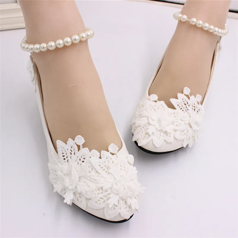 BaoYaFang Bridal lace white wedding shoes three dimensional flower ankle pearl chain shoes