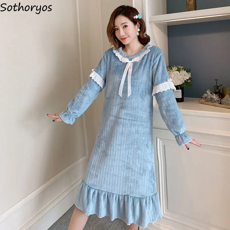 

Women Nightgowns Coral Fleece Lace Soft Comfortable Sleepshirts Round Neck Long Sleeve Winter Warm Womens Sleepwear Home Lounge