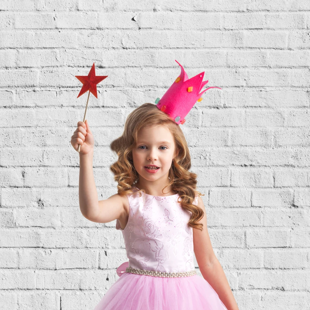 خلفية التصوير الفوتوغرافي بالحجر والجدار من الطوب الجرونج ، المساحات الخضراء ، الأوراق الخضراء ، الكتابة على الجدران ، الزفاف ، الطفل ، عيد الميلاد ، خلفية صورة ، فوتوزون