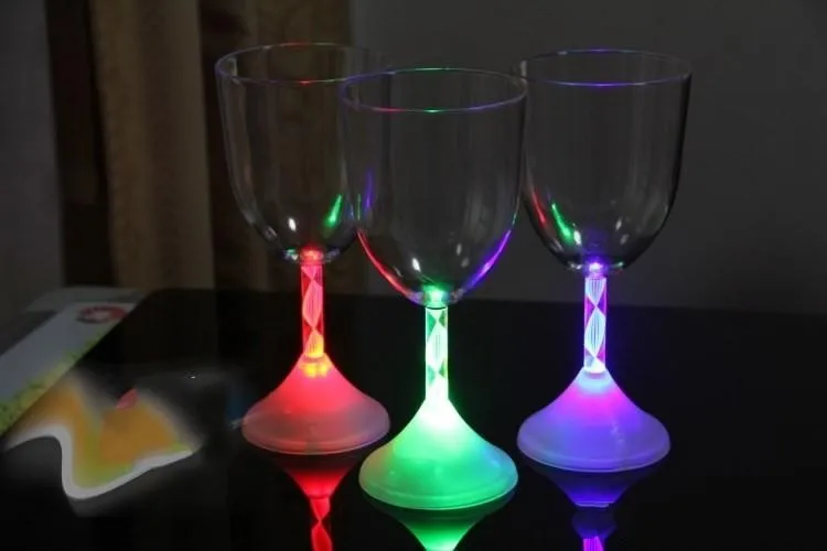 LED Flash Wine Glass Cup Colorful Changed Glow Goblet Cups For Bar Wedding Christmas Party Table Ornaments Decorations