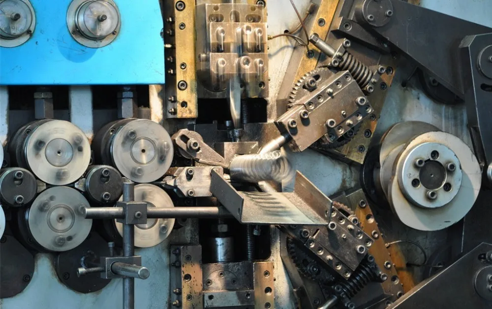 2 Stück kundenspezifische gewickelte Druckfeder, dünne lange Verlängerung, 1–3 mm Drahtdurchmesser, 9–30 mm Außendurchmesser x 1000 mm Länge – Detail 4