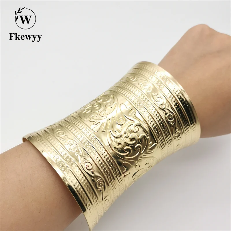 Fkewy Designer Jewelry Luxury Bracelets Charm Punk Accessories Gold Plated Bangles With Designer Charms Pattern Luxury Jewellery