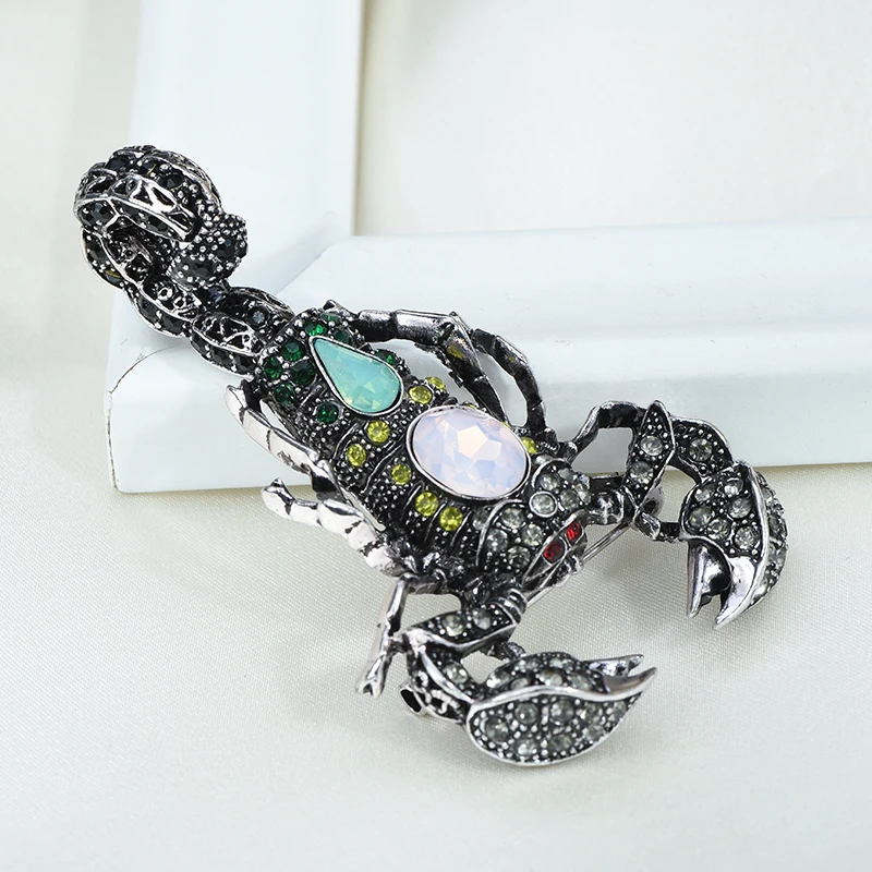 Brooch Scorpion брошь скорпион Women Animal Insect Pins Pendant Rhinestone Crystal Broche Femme Party Jewelry Hip Pop Kpop Goth