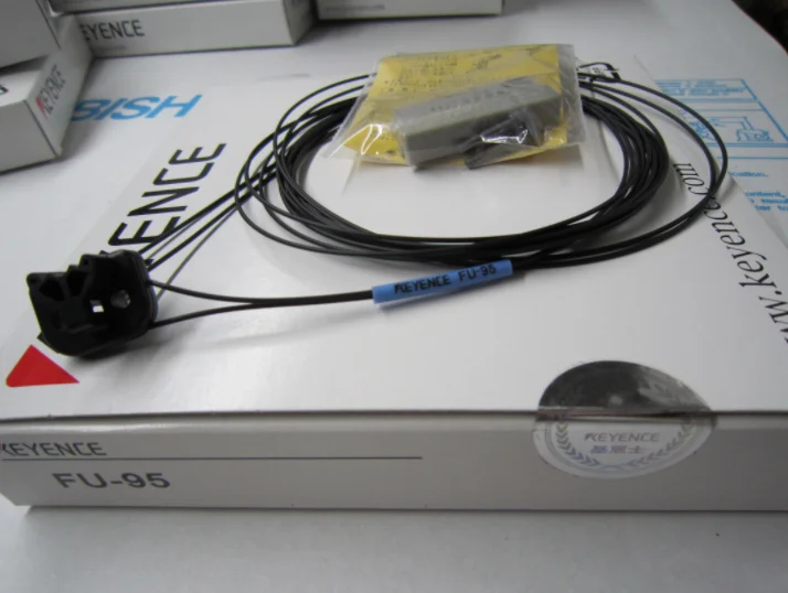 1PCS Keyence FU-95 FU95 Fiber Optic Sensor In Box -New