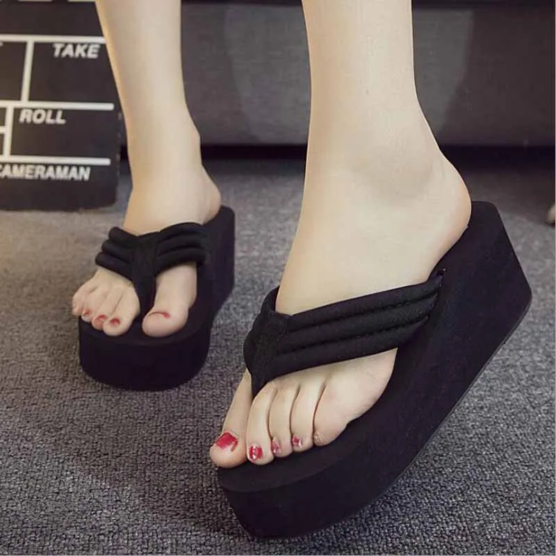 2021 summer new style flip flops women\'s super high-heeled slope with non-slip beach flip flops casual slippers women