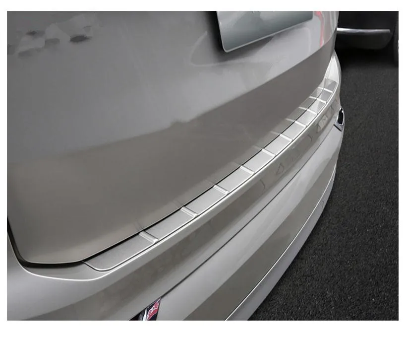 

Stainless Steel Rear Bumper Protector Sill Plate Guard Cover For NEW Volvo XC90 2015- 2017 car styling sticker