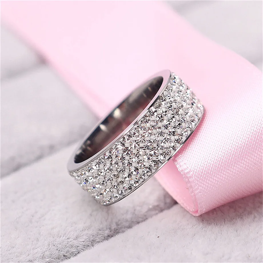Anello da donna Hip Hop Ice Out Bling con strass pieni Anelli in acciaio inossidabile color oro per uomo Donna Gioielli di moda Anel