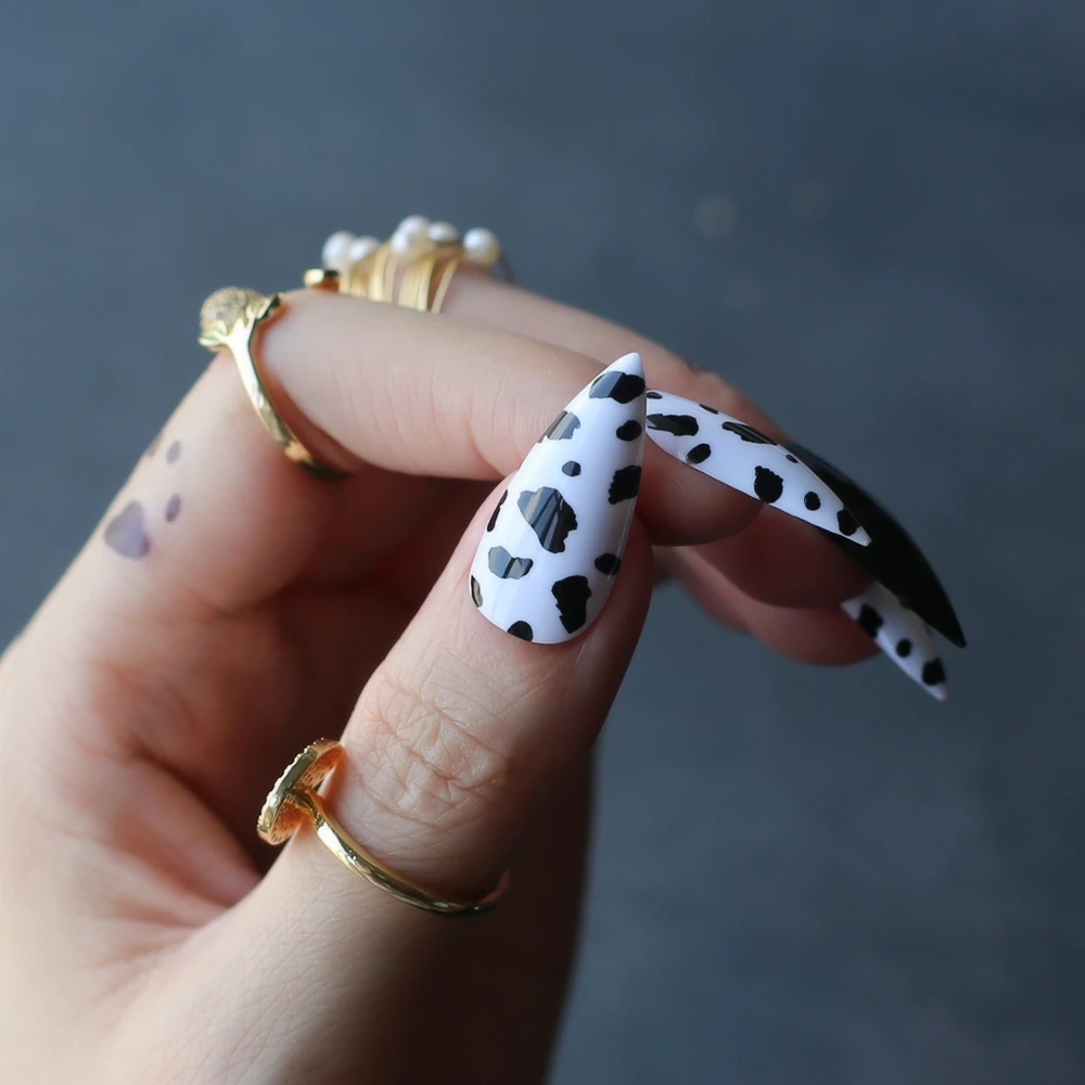 Cow print False nails stiletto gel long Fake Nails spot Personality fashion black and white classic Cow press on nails