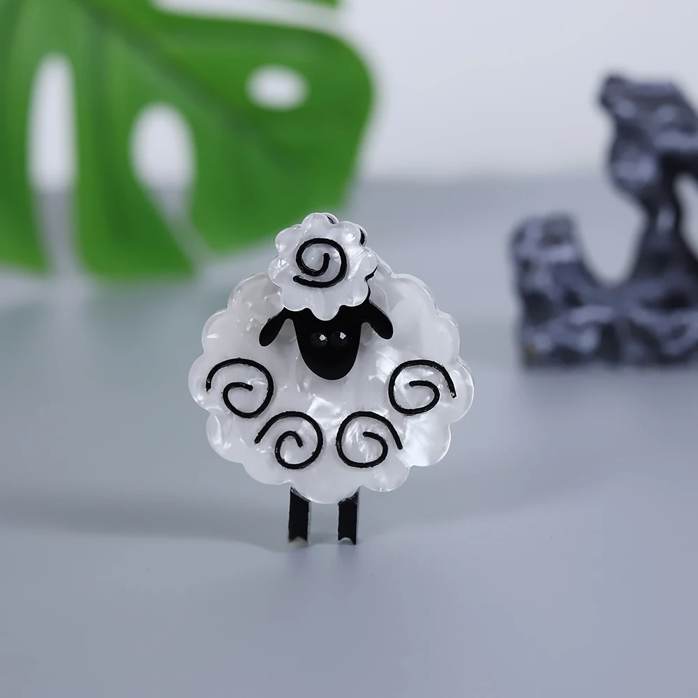 Acrylic Cute Fashion Sheep Brooches for Women Cartoon Animal Badge Pins Summer Jewelry Kids Accessories Good Christmas KidsGift