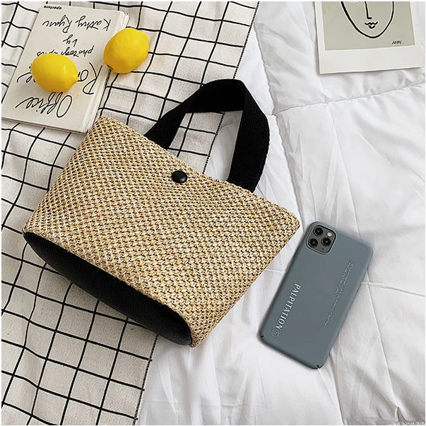 Summer Woven Bags Casual Shoulder Bag Women Underarm Vacation Brief Style Retro Vintage Designed Fashion Buckets Handbags Trendy