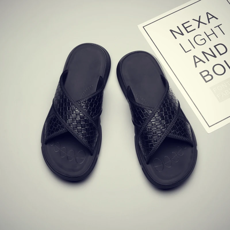 New Luxury Trend Fashion Men Casual Slides Vintage Designer Weave Summer Beach Sandals Outdoor Slippers Male Flip Flop Black