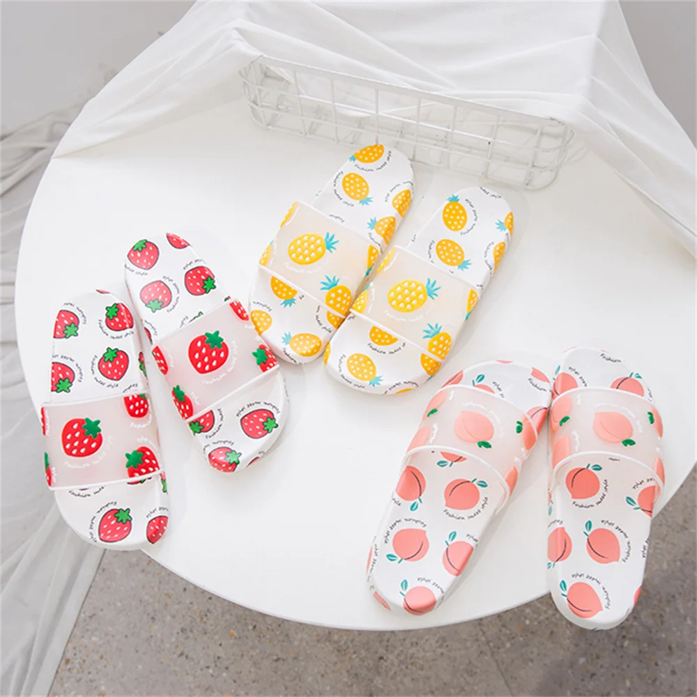 2022 New Summer Women's Fashion Cute Strawberry Slippers Casual Fruit Soft Non-slip Beach Wear Shoes SHW080