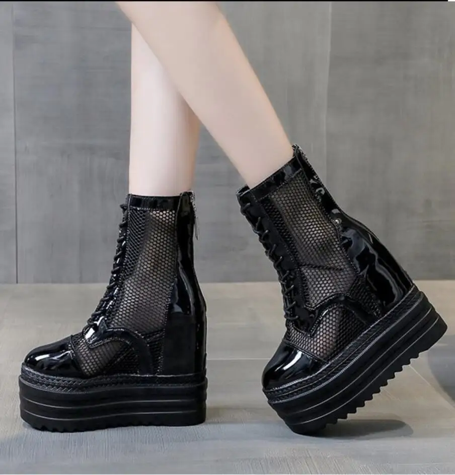 Zwiększona wysokość 12CM Girl Platform Shoes 2024 Summer Cool Boots Women Hollow Ankle Boots Women White Black Women Club Punk Boots