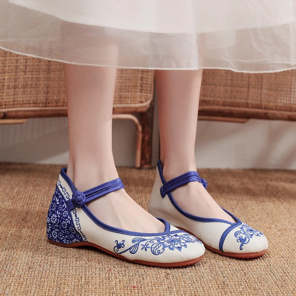 Veowalk Blue Flowers Embroidered Women\'s Canvas Ballet Flats Vintage Chinese Style Ladies Casual Ankle Strap Cotton Dance Shoes