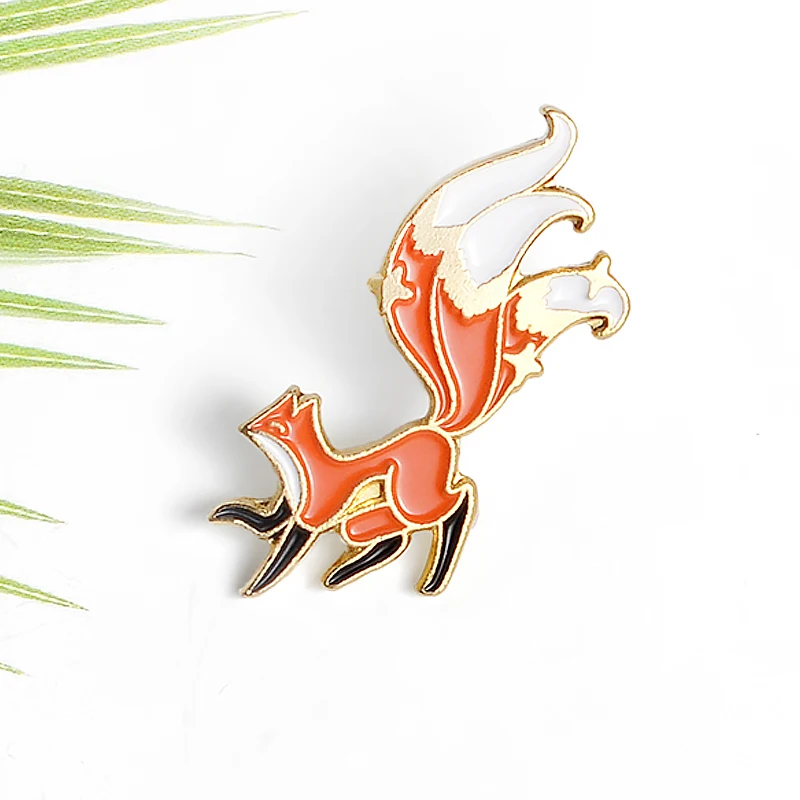 Fox baby delicate enamel brooch small cute animal stitching color tail star leather coat badge backpack cloth lapel pin jewelry