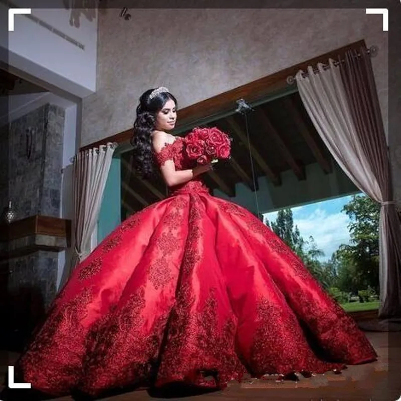 Vestidos de quinceañera rojos para niña, Vestido de satén azul de 15 años con apliques de hombros descubiertos, Vestido largo de baile de graduación